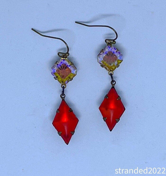 Etched Crystal Drop Earrings